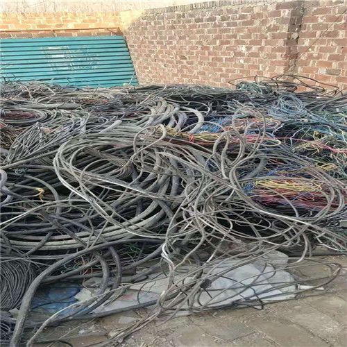 铜排回收紫铜回收长期回收 鑫合回收  废电缆回收长期回收