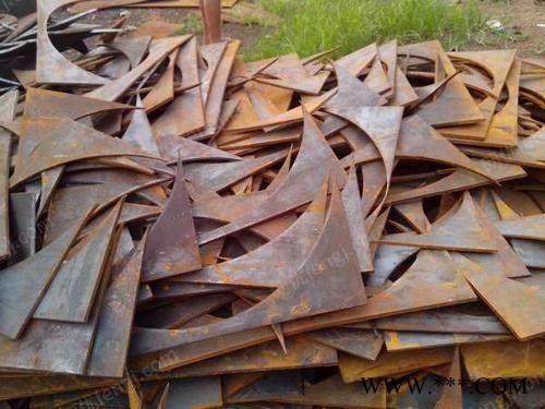 江苏无锡长期专业回收工厂废铁边角料50吨